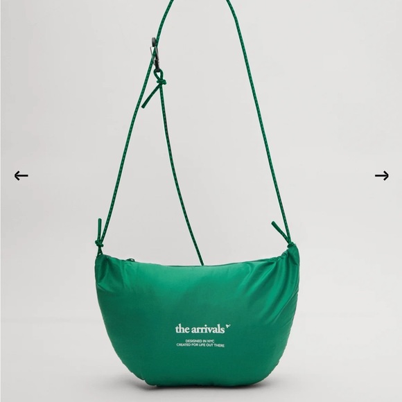 The Arrivals HAELO women’s hoodie (jacket) XS in turf green - Picture 3 of 9